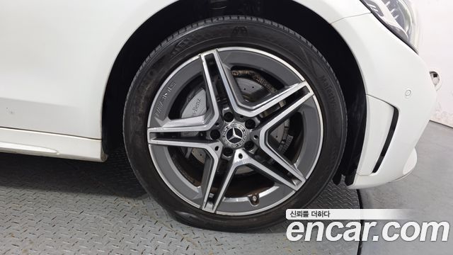 Mercedes-Benz C-Class C220 d 4MATIC AMG Line