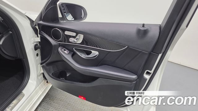 Mercedes-Benz C-Class C220 d 4MATIC AMG Line