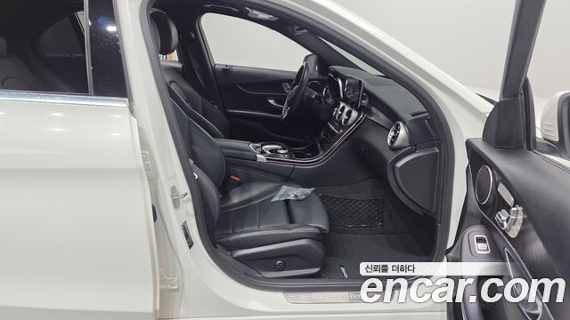 Mercedes-Benz C-Class C220 d 4MATIC AMG Line