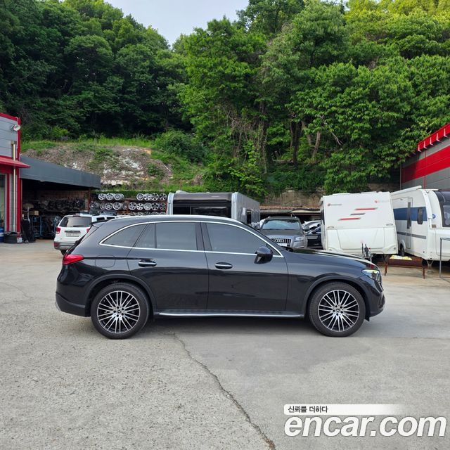 Mercedes-Benz GLC-Class GLC220 d 4MATIC