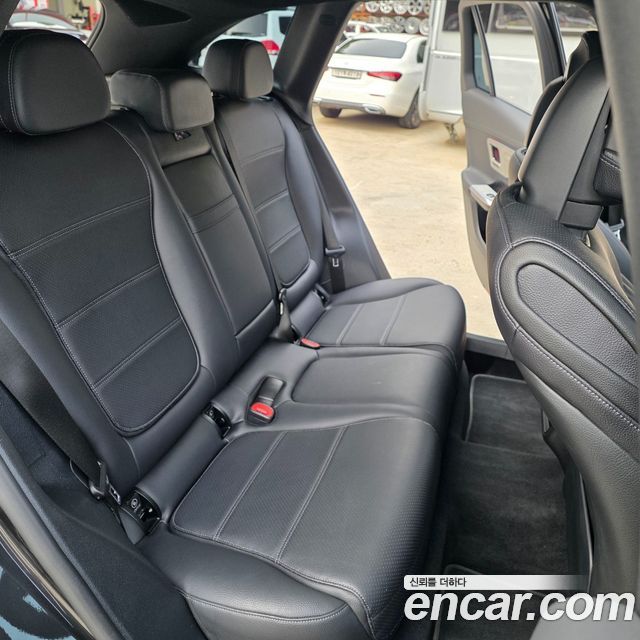 Mercedes-Benz GLC-Class GLC220 d 4MATIC