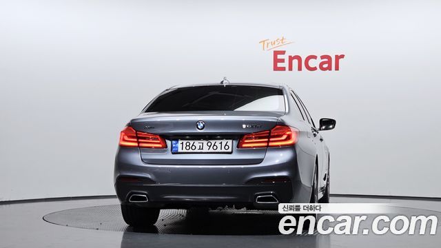 BMW 5-Series 520d M Sport Package Plus