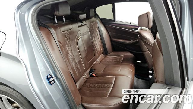 BMW 5-Series 520d M Sport Package Plus