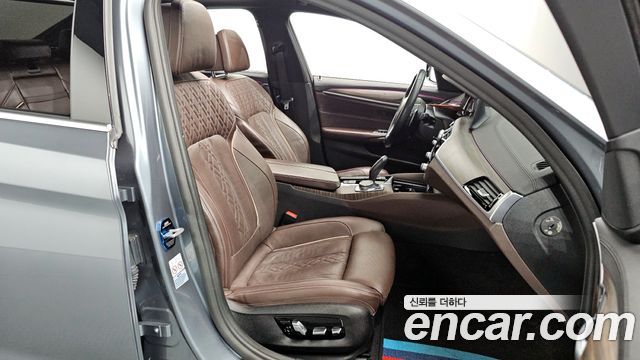 BMW 5-Series 520d M Sport Package Plus