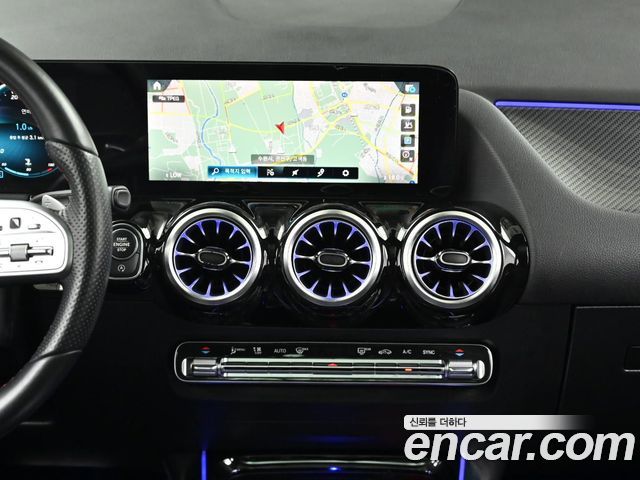 Mercedes-Benz GLA-Class GLA250 4MATIC