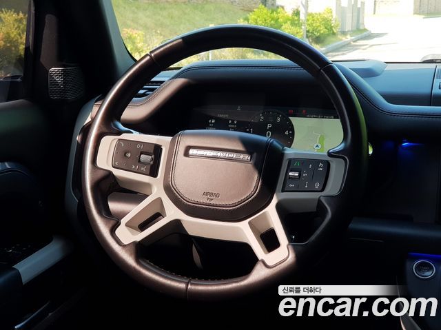 Land Rover Defender 110 D300 HSE