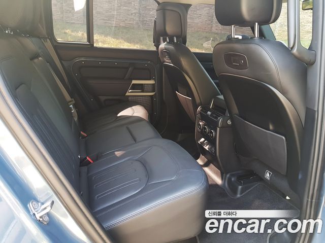 Land Rover Defender 110 D300 HSE