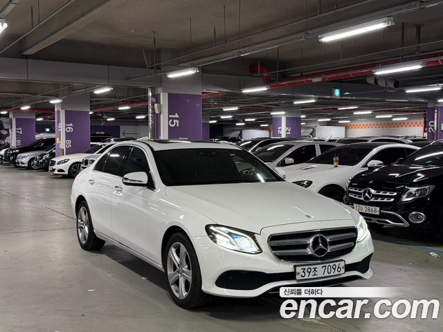 Mercedes-Benz E-Class E220d 4MATIC Avantgarde