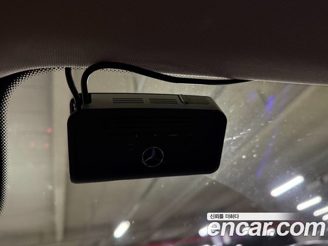 Mercedes-Benz E-Class E220d 4MATIC Avantgarde