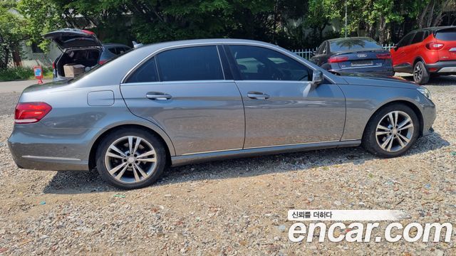 Mercedes-Benz E-Class E220 Bluetec Avantgarde