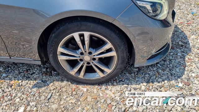 Mercedes-Benz E-Class E220 Bluetec Avantgarde