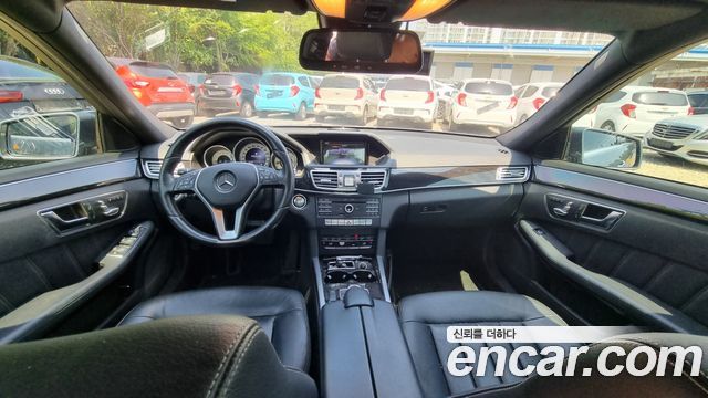 Mercedes-Benz E-Class E220 Bluetec Avantgarde