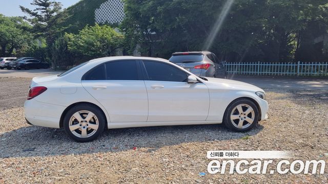 Mercedes-Benz C-Class C200 d