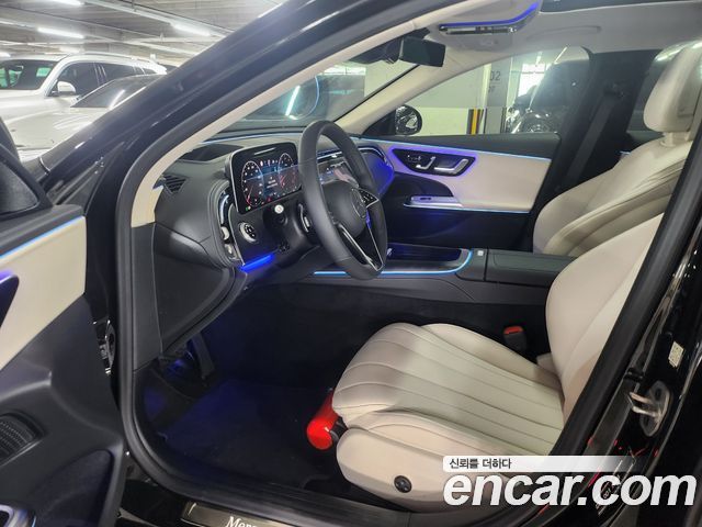 Mercedes-Benz E-Class E200 Avantgarde