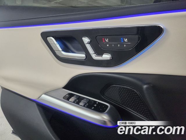 Mercedes-Benz E-Class E200 Avantgarde