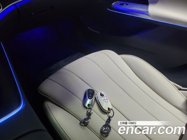Mercedes-Benz E-Class E200 Avantgarde