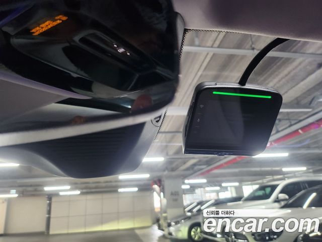 Mercedes-Benz E-Class E200 Avantgarde