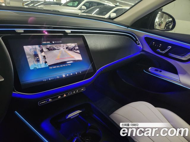 Mercedes-Benz E-Class E200 Avantgarde