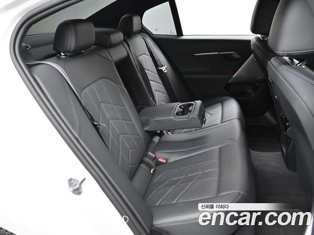 BMW 5-Series 520i M Sport
