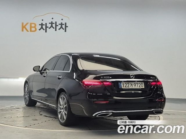 Mercedes-Benz E-Class E300e 4MATIC Exclusive