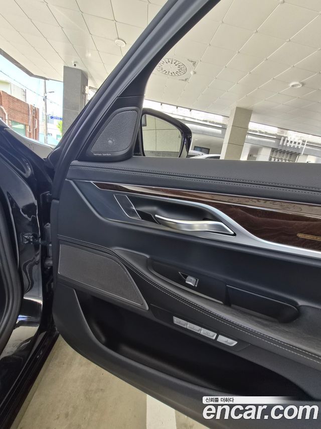 BMW 7-Series 730Ld xDrive