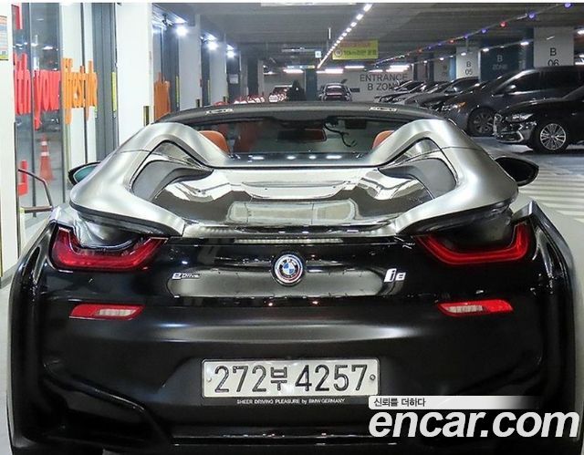 BMW i8 Roadster