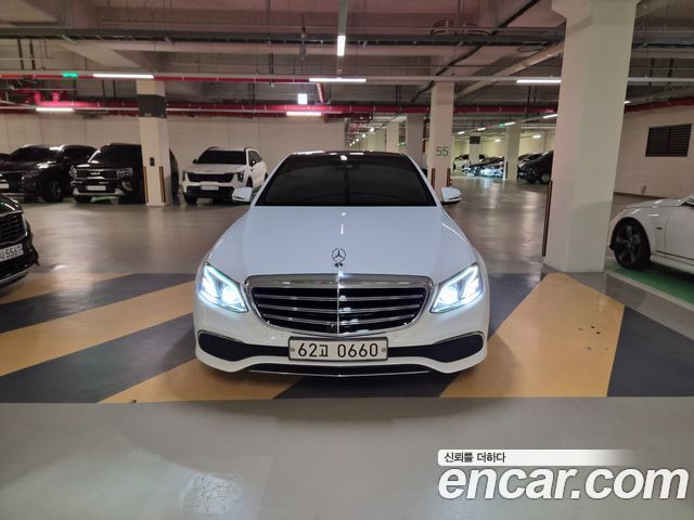 Mercedes-Benz E-Class E300 Exclusive