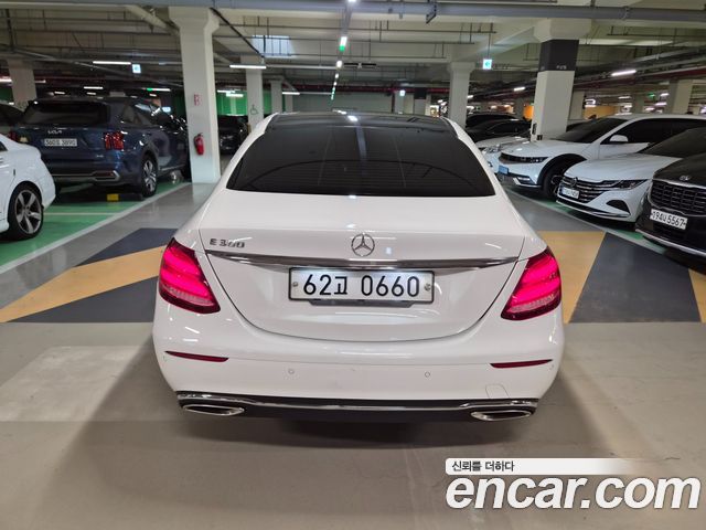 Mercedes-Benz E-Class E300 Exclusive