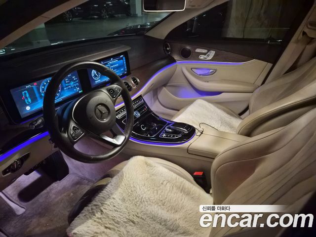 Mercedes-Benz E-Class E300 Exclusive