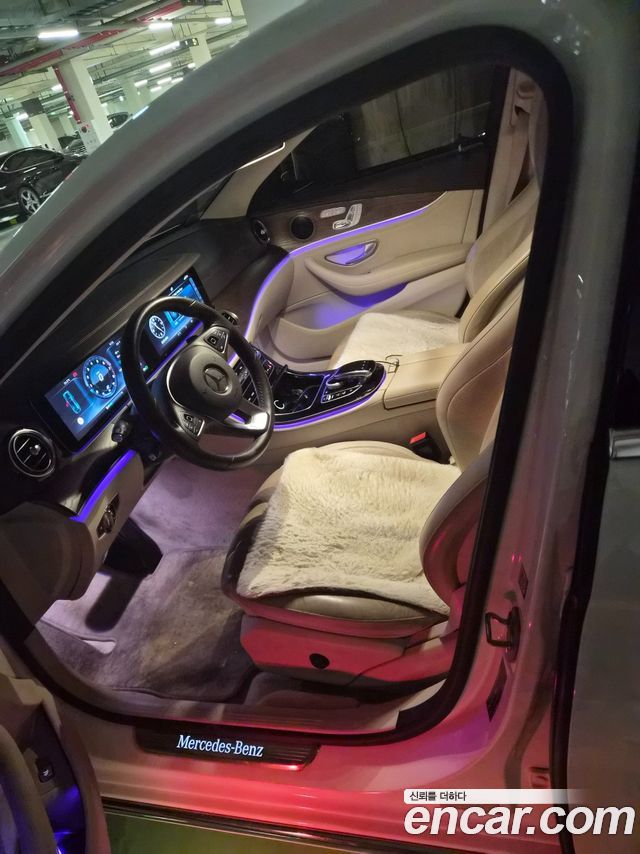 Mercedes-Benz E-Class E300 Exclusive