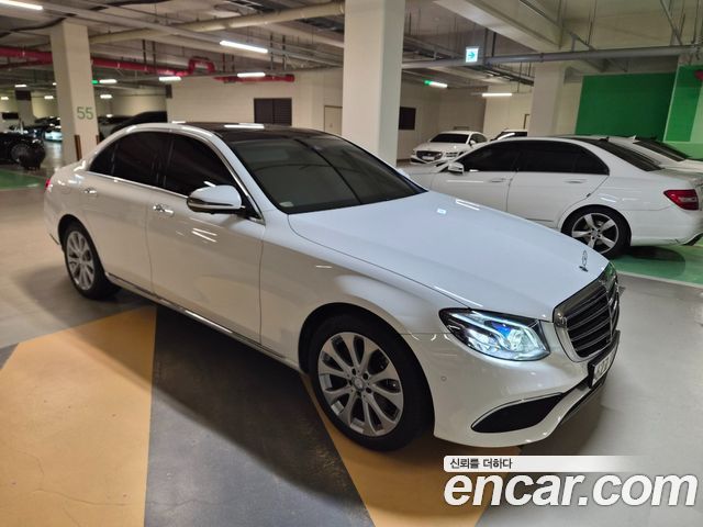 Mercedes-Benz E-Class E300 Exclusive