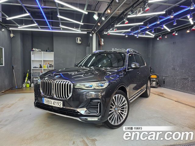 BMW X7 xDrive 40i Design Pure Excellence 6-Seater