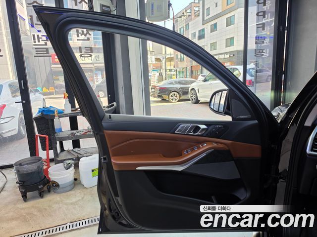 BMW X7 xDrive 40i Design Pure Excellence 6-Seater