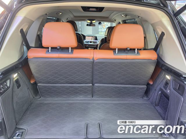 BMW X7 xDrive 40i Design Pure Excellence 6-Seater