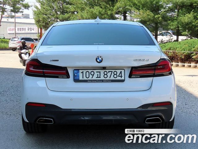 BMW 5-Series 523d xDrive M Sport