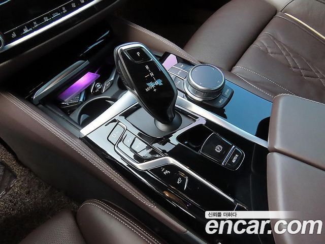 BMW 5-Series 523d xDrive M Sport