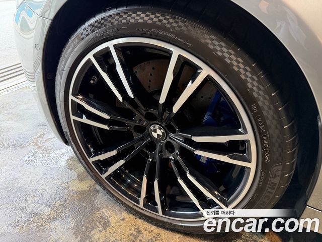 BMW M5 M5 Sedan