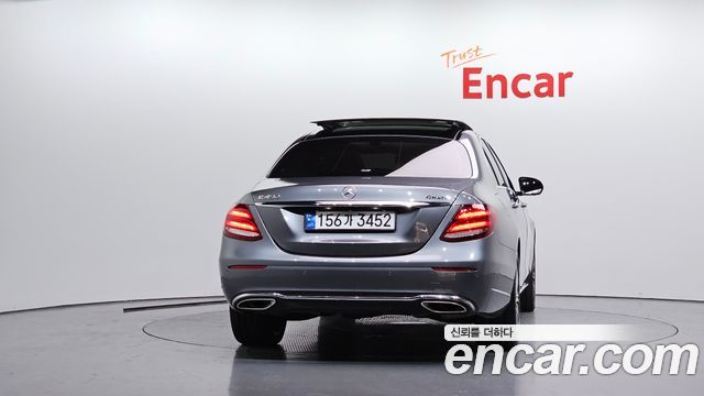 Mercedes-Benz E-Class E450 4MATIC Exclusive