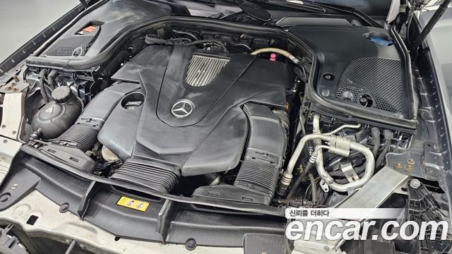 Mercedes-Benz E-Class E450 4MATIC Exclusive