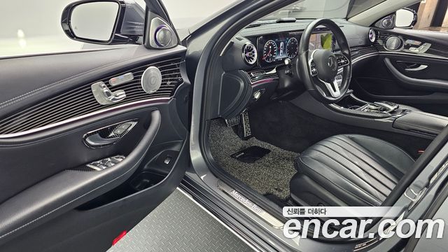 Mercedes-Benz E-Class E450 4MATIC Exclusive