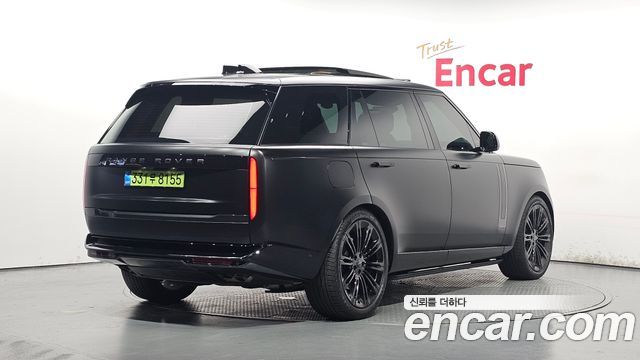Land Rover Range Rover P530 Autobiography Long Wheel Base