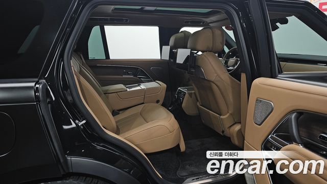 Land Rover Range Rover P530 Autobiography Long Wheel Base