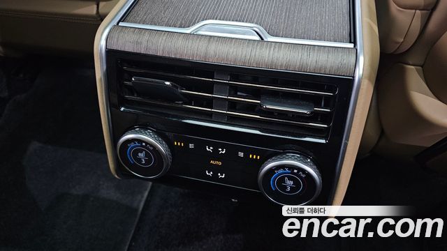 Land Rover Range Rover P530 Autobiography Long Wheel Base