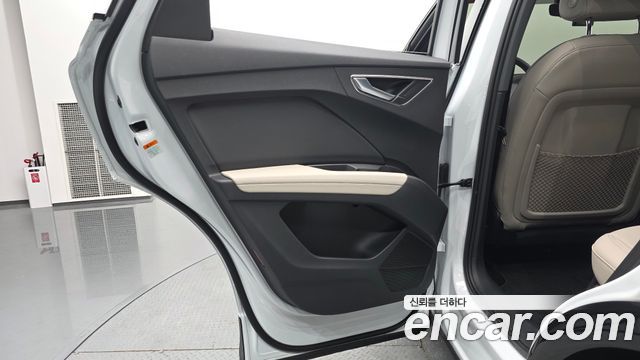 Audi Q4 e-tron 45 Premium