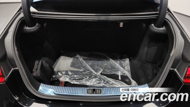 Mercedes-Benz S-Class S500L 4MATIC