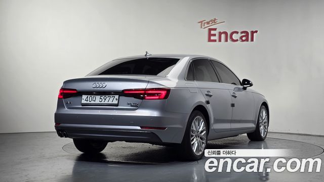 Audi A4 35 TDI Quattro Premium