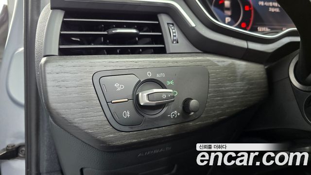 Audi A4 35 TDI Quattro Premium