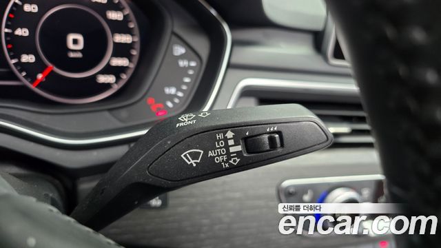 Audi A4 35 TDI Quattro Premium