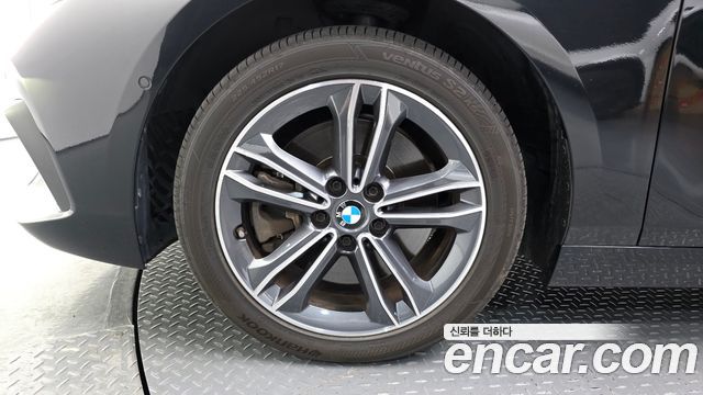 BMW 1-Series 120i Advantage