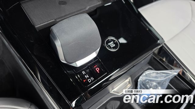 Land Rover Range Rover Sport P550E Dynamic HSE